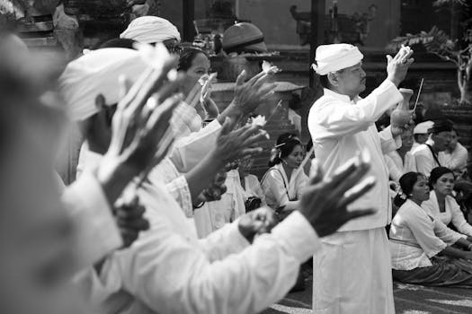 Meditation group online